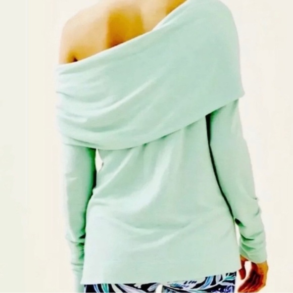 Lilly Pulitzer Belinda off the shoulder pullover size medium. - Picture 6 of 10